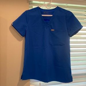 XS FIGS v-neck scrub top